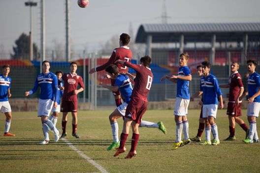 Nel match Torino-Genoa del campionato Primavera non è stato interrotto, nonostante la nebbia fitta 