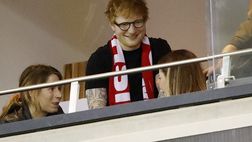 Ed Sheeran sponsor dell’Ipswich Town: presentato il logo