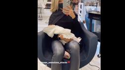 VIDEO / Agustina Gandolfo dal parrucchiere con una compagna speciale: la piccola Nina