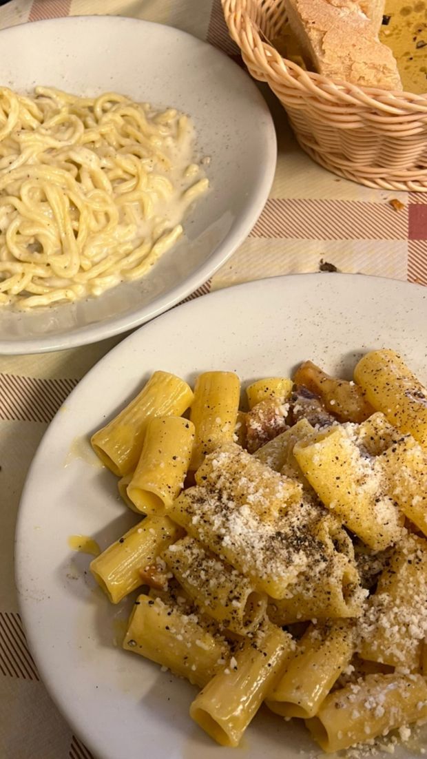 FOTO Fabian, dopo il gol ormai Roma sta a cuore: lo spagnolo pranza nella Capitale- immagine 3