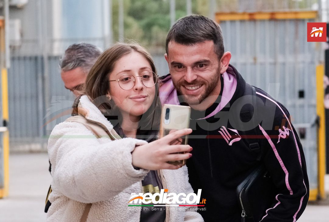 FOTO Spal-Palermo, i rosanero in partenza dallo stadio “Renzo Barbera” (Gallery) - immagine 13