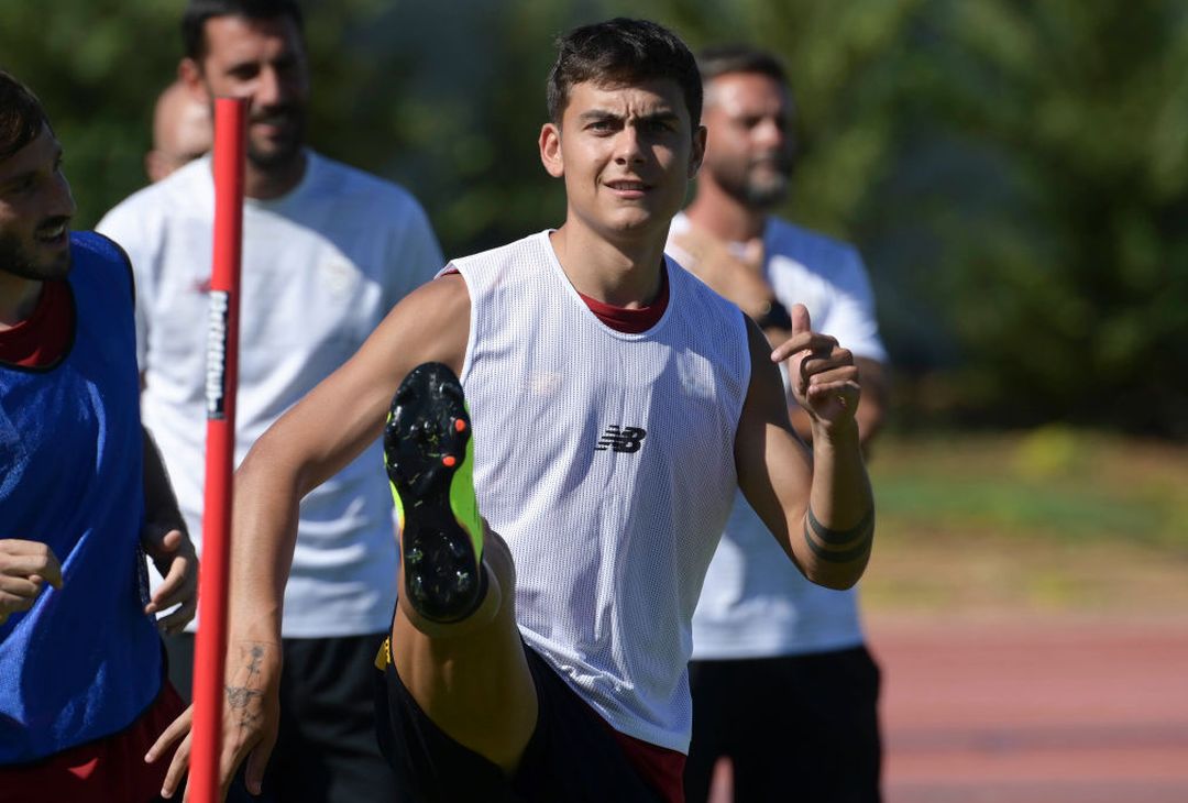 Ritiro Roma, allenamento pomeridiano: primo in gruppo per Dybala – FOTO GALLERY - immagine 8
