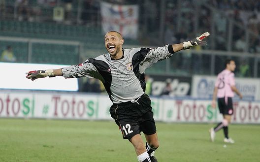 Alberto Fontana nel 2006 a Palermo (Photo by Phil Cole/Getty Images) Alberto Fontana nel 2006 a Palermo (Photo by Phil Cole/Getty Images)
