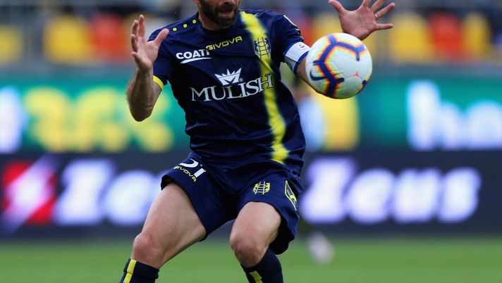 FROSINONE, ITALY - MAY 25: Sergio Pellissier of Chievo Verona reacts during the Serie A match between Frosinone Calcio and Chievo Verona at Stadio Benito Stirpe on May 25, 2019 in Frosinone, Italy. (Photo by Paolo Bruno/Getty Images) FROSINONE, ITALY - MAY 25: Sergio Pellissier of Chievo Verona reacts during the Serie A match between Frosinone Calcio and Chievo Verona at Stadio Benito Stirpe on May 25, 2019 in Frosinone, Italy. (Photo by Paolo Bruno/Getty Images)