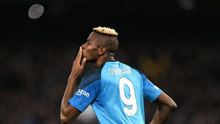 NAPLES, ITALY - MARCH 15: Victor Osimhen of SSC Napoli celebrates after scoring the team's first goal during the UEFA Champions League round of 16 leg two match between SSC Napoli and Eintracht Frankfurt at Stadio Diego Armando Maradona on March 15, 2023 in Naples, Italy. (Photo by Francesco Pecoraro/Getty Images) Osimhen: “Andiamo avanti a sognare e abbiamo tutto per giocarcela in Champions” - immagine 1