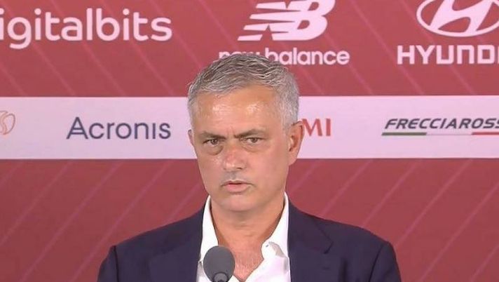Mourinho: “Facile vincere e non pagare gli stipendi! Zaniolo, Dzeko, Ronaldo e il terzino…” Mourinho: “Facile vincere e non pagare gli stipendi! Zaniolo, Dzeko, Ronaldo e il terzino…” - immagine 1