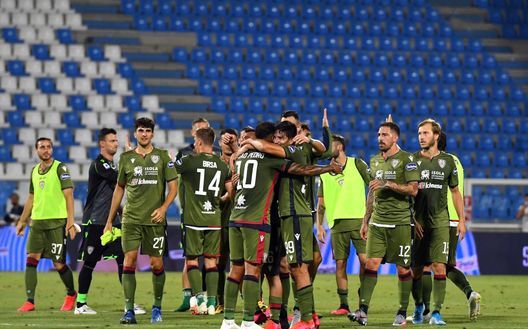 Spal-Cagliari 0-1, l'esultanza finale Spal-Cagliari 0-1, l'esultanza finale