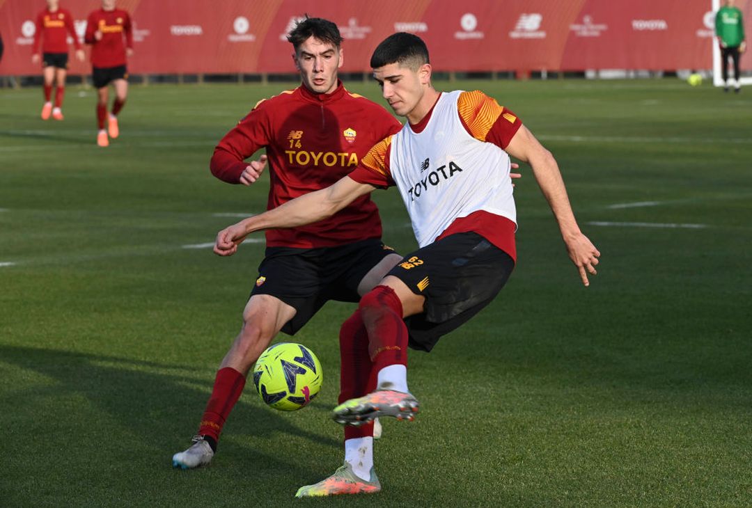 Roma, ripresa in vista dell’Empoli: ok Dybala e Wijnaldum – FOTO GALLERY - immagine 30