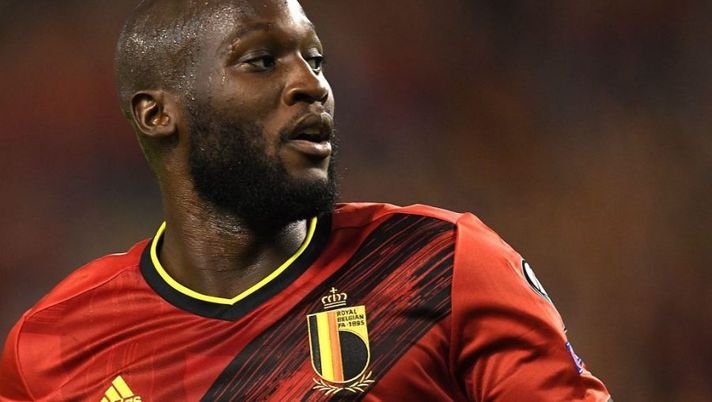 Belgium's forward Romelu Lukaku celebrates after scoring during the FIFA World Cup Qatar 2022 qualifying round Group E football match between Belgium and Czech Republic at the King Baudouin Stadium in Brussels, on September 5, 2021. (Photo by JOHN THYS / AFP) (Photo by JOHN THYS/AFP via Getty Images) Inter, buone notizie dal Qatar: Lukaku in gruppo. Cosa filtra sulla gestione - immagine 1