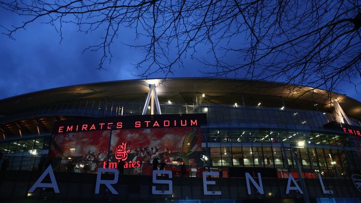 Arsenal, tifosi spietati: “Quel kebab venduto allo stadio è cibo per cani!” - immagine 1
