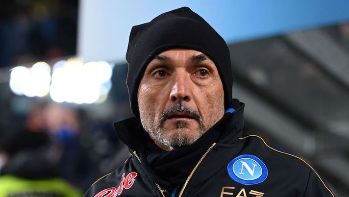 REGGIO NELL'EMILIA, ITALY - DECEMBER 01: Luciano Spalletti head coach of SSC Napoli looks on during the Serie A match between US Sassuolo v SSC Napoli at Mapei Stadium - Citta' del Tricolore on December 01, 2021 in Reggio nell'Emilia, Italy. (Photo by Alessandro Sabattini/Getty Images) Juve-Napoli, cosa filtra ora dalle fonti ASL: le ultime sul rischio rinvio - immagine 1