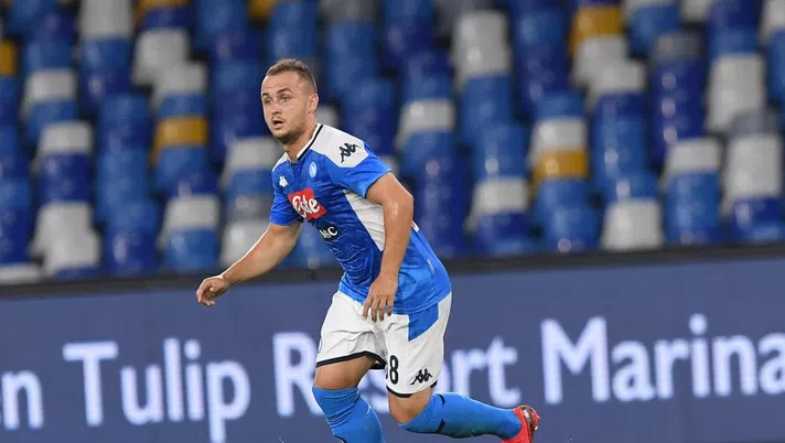 NAPLES, ITALY - JULY 25: Stanislav Lobotka of Napoli during the Serie A match between SSC Napoli and US Sassuolo at Stadio San Paolo on July 25, 2020 in Naples, Italy. (Photo by SSC NAPOLI/SSC NAPOLI via Getty Images)