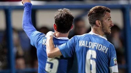EMPOLI, ITALY - APRIL 30: Riccardo Saponara (L) and Mirko Valdifiori of Empoli FC celebrates after scoring a goal during the Serie A match between Empoli FC and SSC Napoli at Stadio Carlo Castellani on April 30, 2015 in Empoli, Italy. (Photo by Gabriele Maltinti/Getty Images) EMPOLI, ITALY - APRIL 30: Riccardo Saponara (L) and Mirko Valdifiori of Empoli FC celebrates after scoring a goal during the Serie A match between Empoli FC and SSC Napoli at Stadio Carlo Castellani on April 30, 2015 in Empoli, Italy. (Photo by Gabriele Maltinti/Getty Images)