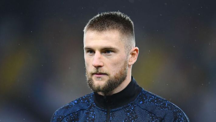 UDINE, ITALY - JANUARY 23: Milan Skriniar of FC Internazionale looks on during the Serie A match between Udinese Calcio and FC Internazionale at Dacia Arena on January 23, 2021 in Udine, Italy. (Photo by Alessandro Sabattini/Getty Images) Skriniar: “Niente voci, voglio restare all’Inter. Addio Conte? Ignoro i motivi” - immagine 1