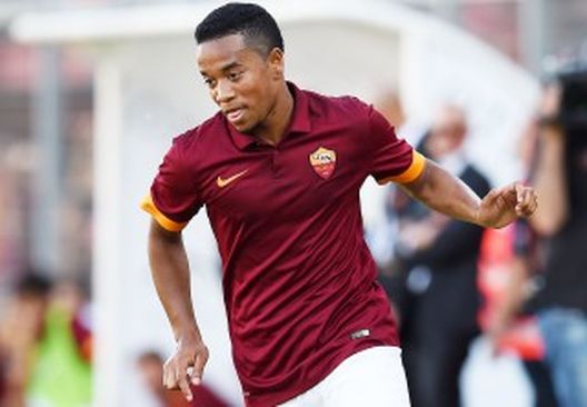 Urby Emanuelson, ex giocatore rossonero (fonte: goal.com) Urby Emanuelson, ex giocatore rossonero (fonte: goal.com)