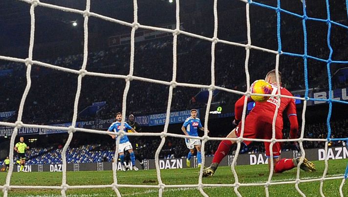NAPLES, ITALY - JANUARY 06: Romelu Lukaku of FC Internazionale scores the 0-2 goal during the Serie A match between SSC Napoli and FC Internazionale at Stadio San Paolo on January 06, 2020 in Naples, Italy. (Photo by Francesco Pecoraro/Getty Images) NAPLES, ITALY - JANUARY 06: Romelu Lukaku of FC Internazionale scores the 0-2 goal during the Serie A match between SSC Napoli and FC Internazionale at Stadio San Paolo on January 06, 2020 in Naples, Italy. (Photo by Francesco Pecoraro/Getty Images)