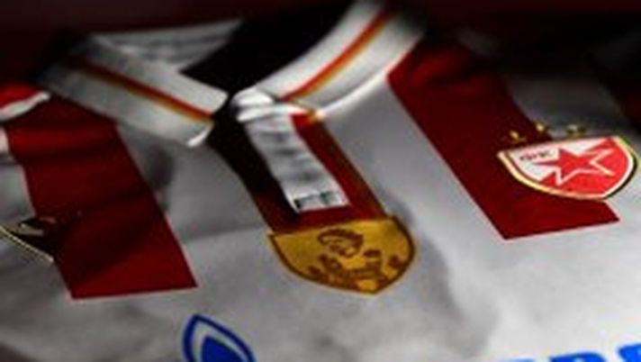 Stella Rossa-Vojvodina: sulle due maglie il tributo a Sinisa Mihajlovic - immagine 1