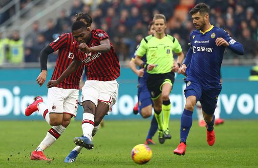 Milan-Hellas Verona: Leao Milan-Hellas Verona: Leao