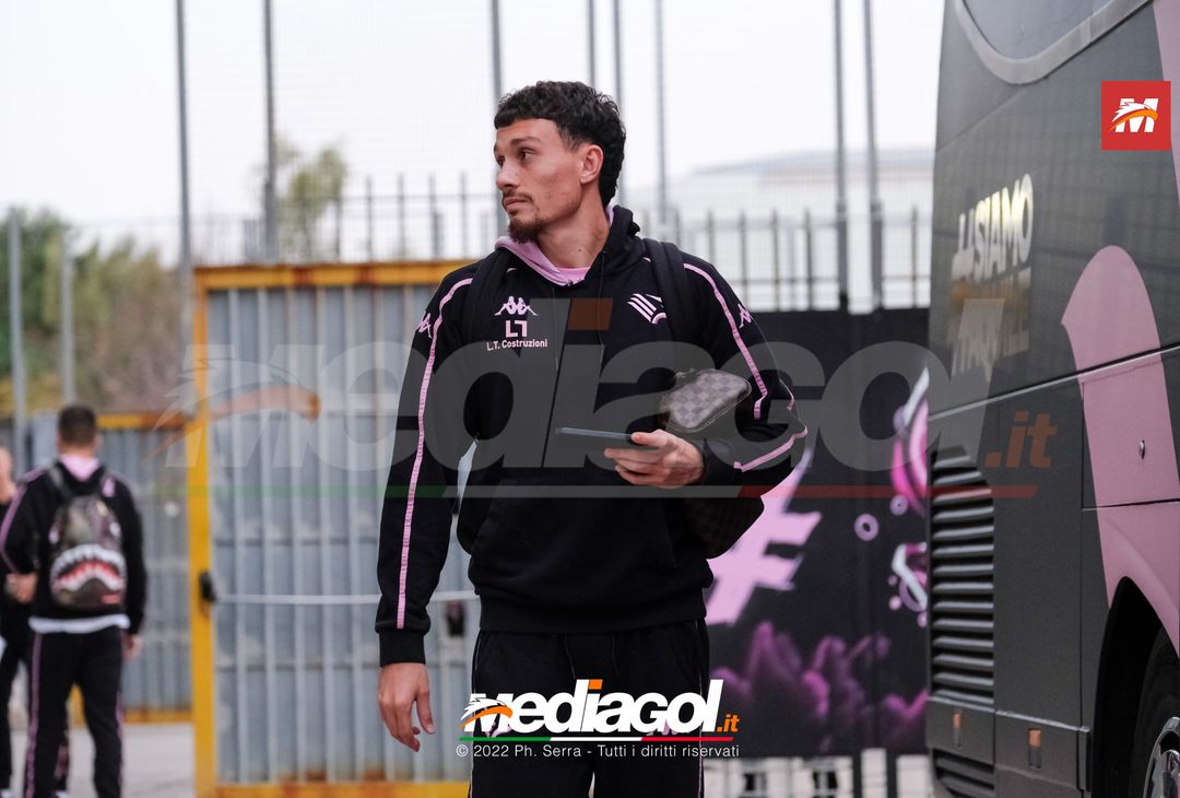 FOTO Spal-Palermo, i rosanero in partenza dallo stadio “Renzo Barbera” (Gallery) - immagine 29