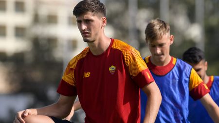 ALBUFEIRA, PORTUGAL - JULY 17: Marash Kumbulla of AS Roma during a training session at Estadio Municipal de Albufeira on July 17, 2022 in Albufeira, Portugal. (Photo by Fabio Rossi/AS Roma via Getty Images) Kumbulla