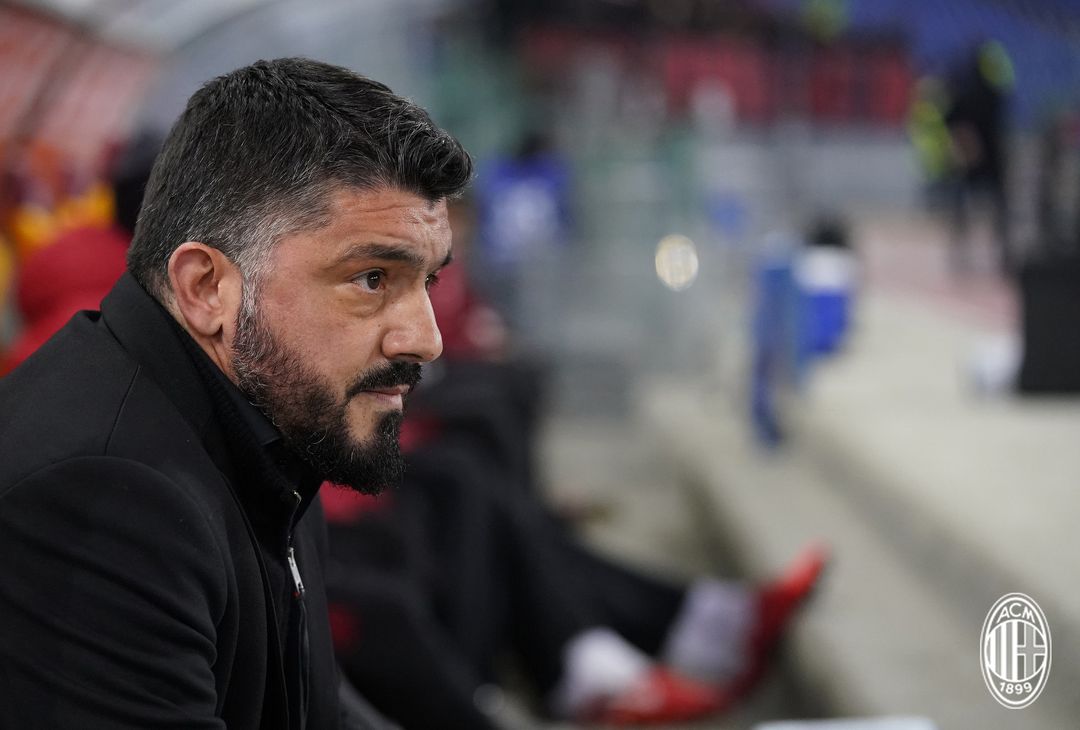  Gennaro Gattuso, tecnico del Milan in panchina all'Olimpico contro la Roma (credits: acmilan.com)  