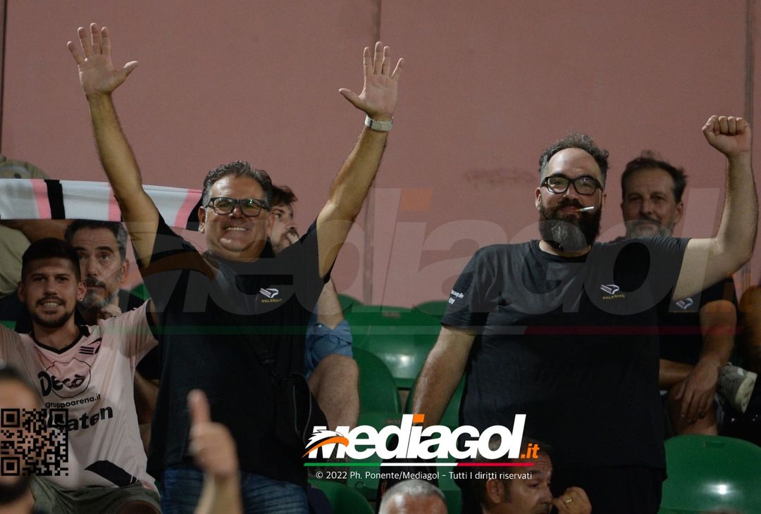 FOTOTIFO, Palermo-Genoa 1-0: i tifosi allo stadio “Renzo Barbera” (Gallery) - immagine 85