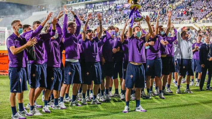 GERMOGLI PH: 28 AGOSTO 2021 FIRENZE STADIO ARTEMIO FRANCHI SERIE A FIORENTINA VS TORINO NELLA FOTO LA FIORENTINA PRIMAVERA SFILA CON LA COPPA 