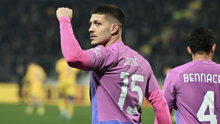 esultanza gol Luka Jovic AC Milan Frosinone-Milan 2-3 Serie A 2023-2024