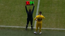 Incredibile in Slovenia, portiere sostituito dopo venti secondi: il motivo