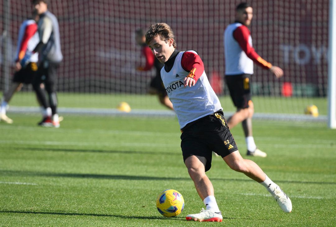 Roma, allenamento in vista del Cagliari: ci sono Smalling e Sanches – FOTO GALLERY - immagine 13