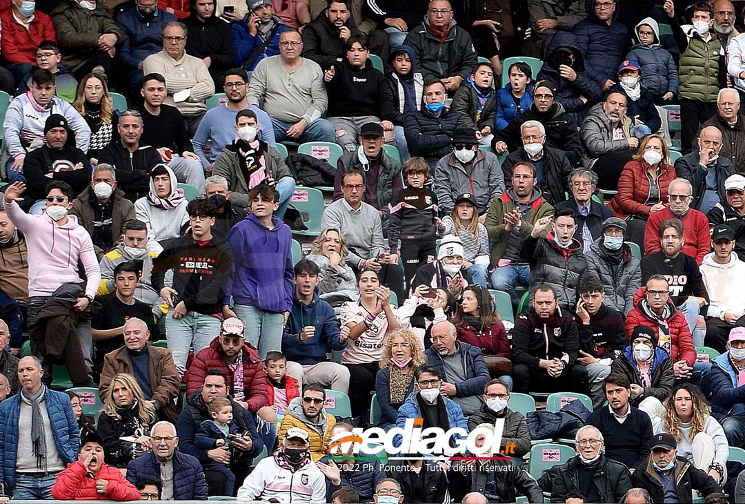 FOTO, i tifosi allo stadio per Palermo – Fidelis Andria 1-1 (Gallery) - immagine 14