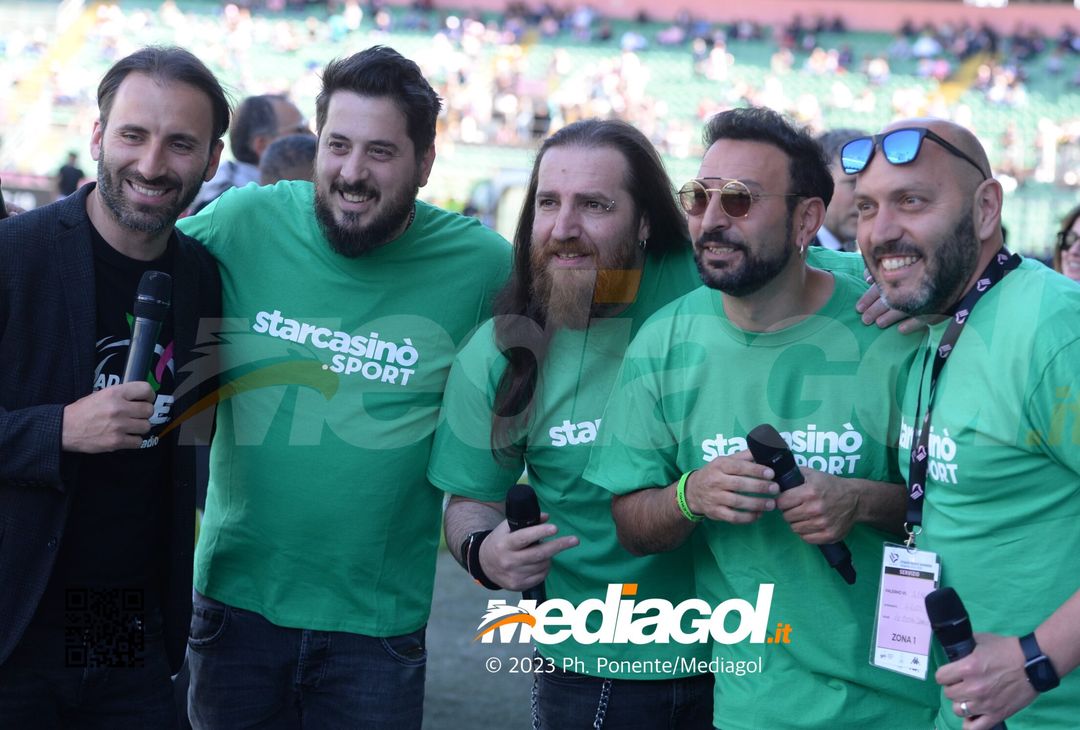 FOTOTIFO Palermo-Spal 2-1, gli scatti ai tifosi al “Renzo Barbera” (GALLERY) - immagine 42
