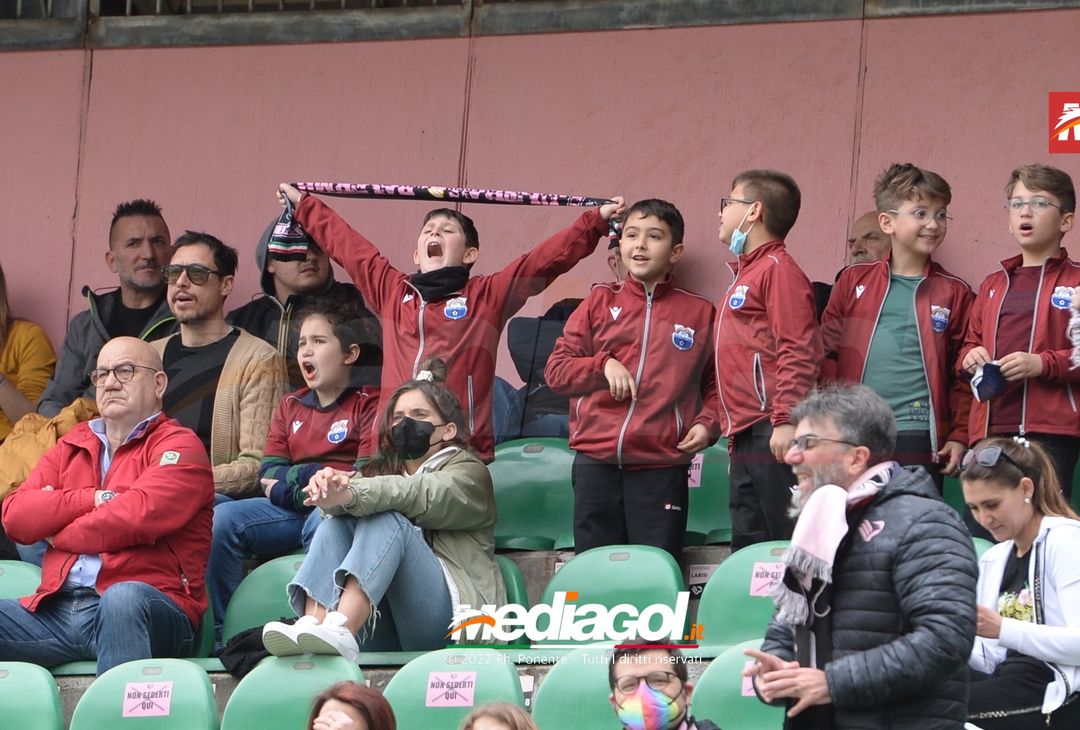 FOTO, i tifosi allo stadio per Palermo – Taranto 5-2 (Gallery) - immagine 3