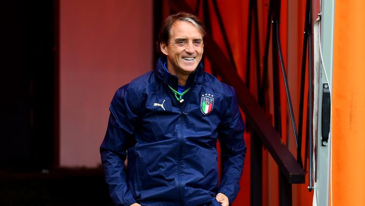 LONDON, ENGLAND - JULY 05: Roberto Mancini, Head Coach of Italy reacts during the Italy Training Session ahead of the Euro 2020 Semi-Final match between Italy and Spain at The Hive Transfer Training Centre on July 05, 2021 in London, England. (Photo by Claudio Villa/Getty Images) 
