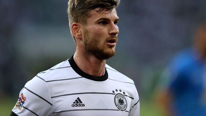 MOENCHENGLADBACH, GERMANY - JUNE 14: Timo Werner of Germany looks on during the UEFA Nations League League A Group 3 match between Germany and England at Borussia Park Stadium on June 14, 2022 in Moenchengladbach, Germany. (Photo by Martin Rose/Getty Images) Lipsia, Ballack sferza Timo Werner: “Deve credere di più in sé stesso, gli manca mentalità vincente” - immagine 1