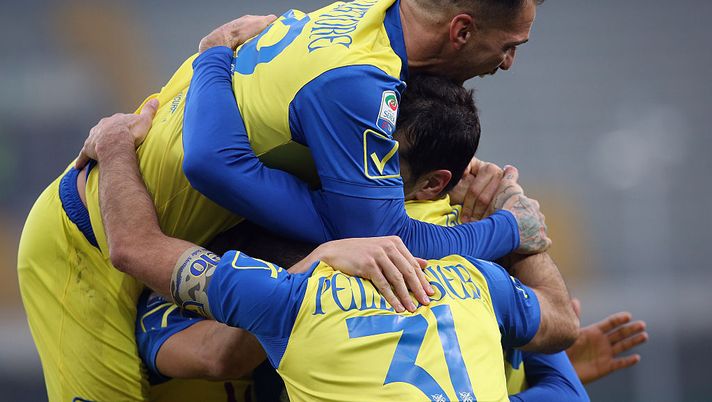 Serie B, Pescara-Verona 0-1: Di Carmine trascina gli scaligeri in finale, i biancazzurri salutano i playoff Serie B, Pescara-Verona 0-1: Di Carmine trascina gli scaligeri in finale, i biancazzurri salutano i playoff
