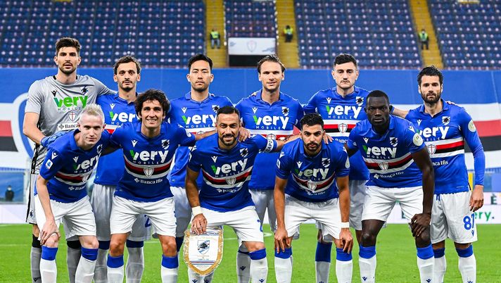 GENOA, ITALY - MAY 22: Players of Sampdoria pose for a team picture before the Serie A match between UC Sampdoria and Parma Calcio at Stadio Luigi Ferraris on May 22, 2021 in Genoa, Italy. (Photo by Getty Images) GENOA, ITALY - MAY 22: Players of Sampdoria pose for a team picture before the Serie A match between UC Sampdoria and Parma Calcio at Stadio Luigi Ferraris on May 22, 2021 in Genoa, Italy. (Photo by Getty Images)