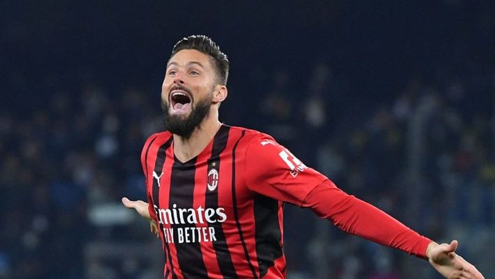 AC Milan's French forward Olivier Giroud celebrates after scoring a goal during the Italian Serie A football match between SSC Napoli and Milan AC at the Diego Armando Maradona stadium in Naples on March 6, 2022. (Photo by Tiziana FABI / AFP) (Photo by TIZIANA FABI/AFP via Getty Images) Formazione Milan: Kalulu in pole, la gestione di Kessié e cosa filtra su Giroud-Ibra - immagine 1