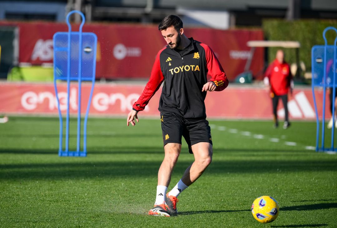 Trigoria, vigilia di Frosinone-Roma: la ‘festa’ dei compagni a Celik – FOTO GALLERY - immagine 14