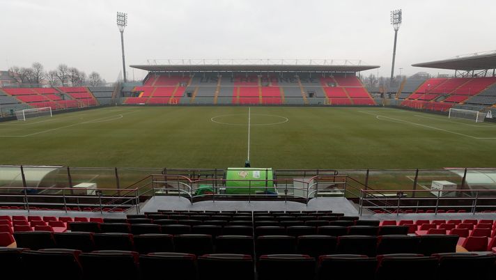 CREMONA, ITALY - JANUARY 18: A general view inside the stadium prior to the Serie B match between US Cremonese and Venezia at Stadio Giovanni Zini on January 18, 2020 in Cremona, Italy. (Photo by Emilio Andreoli/Getty Images) Stadio Zini Cremonese