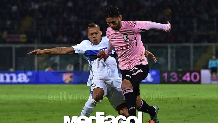 Calciomercato Palermo: Zamparini valuta Lazaar 4 milioni. Si insiste per Angulo, ma occhio al Sassuolo  Calciomercato Palermo: Zamparini valuta Lazaar 4 milioni. Si insiste per Angulo, ma occhio al Sassuolo