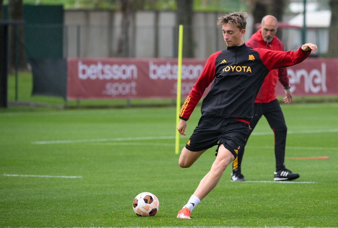 Roma, l’allenamento a Trigoria alla viglia del Milan: c’è Mancini – FOTOGALLERY - immagine 27