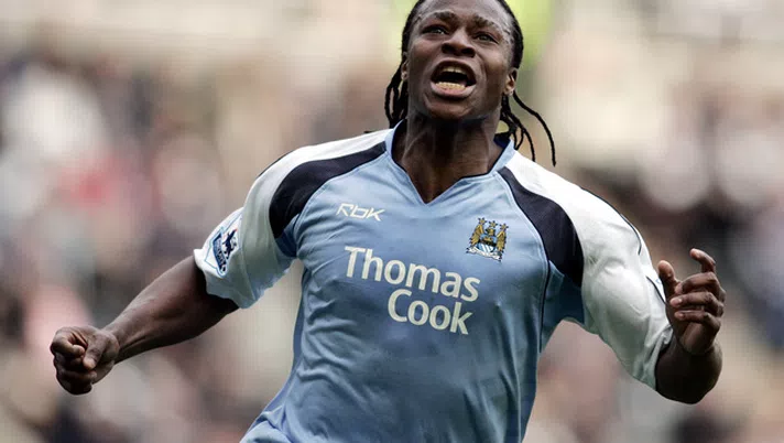 Manchester City's Emile Mpenza celebrates scoring during the English Premier League soccer match against Newcastle United at St James' Park, Newcastle, England, Saturday March 31, 2007. (AP Photo/Scott Heppell) ** NO INTERNET/MOBILE USAGE WITHOUT FAPL LICENCE - SEE IPTC SPECIAL INSTRUCTIONS FIELD FOR DETAILS **