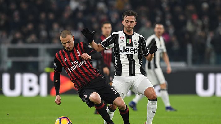 Antonelli e Pjanic in Juventus-Milan, Getty Images Antonelli e Pjanic in Juventus-Milan, Getty Images