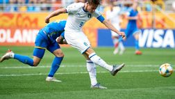 Pinamonti è già spietato: tripletta alla prima col Genoa