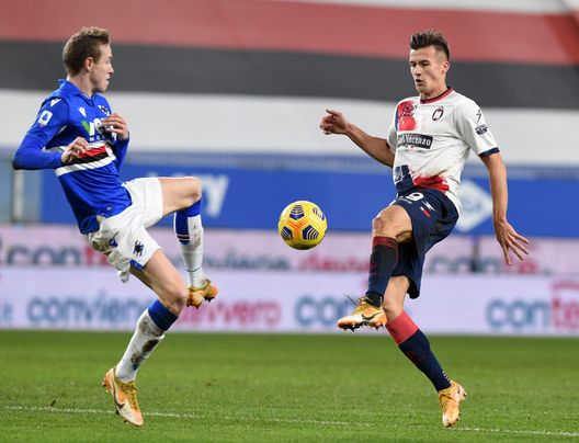GENOA, ITALY - DECEMBER 19: Jakub Jankto of UC Sampdoria and Arkadiusz Reca of FC Crotone during the Serie A match between UC Sampdoria and FC Crotone at Stadio Luigi Ferraris on December 19, 2020 in Genoa, Italy. (Photo by Paolo Rattini/Getty Images) GENOA, ITALY - DECEMBER 19: Jakub Jankto of UC Sampdoria and Arkadiusz Reca of FC Crotone during the Serie A match between UC Sampdoria and FC Crotone at Stadio Luigi Ferraris on December 19, 2020 in Genoa, Italy. (Photo by Paolo Rattini/Getty Images)