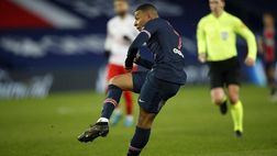 VIDEO Ligue 1, PSG-Nimes 3-0: Mbappé come Del Piero, riguarda il gol capolavoro!