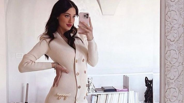 Lady Musso: “Seguire Juan se dovesse andare all’estero? Ma va, lo lascerei…” Lady Musso: “Seguire Juan se dovesse andare all’estero? Ma va, lo lascerei…” - immagine 1