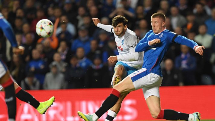 GLASGOW, SCOTLAND - SEPTEMBER 14: Khvicha Kvaratskhelia of Napoli during the UEFA Champions League group A match between Rangers FC and SSC Napoli at Ibrox Stadium on September 14, 2022 in Glasgow, Scotland. (Photo by SSC NAPOLI/SSC NAPOLI via Getty Images) Il Napoli di Spalletti è spettacolare: che qualità a sinistra con Kvara e Zielinski - immagine 1