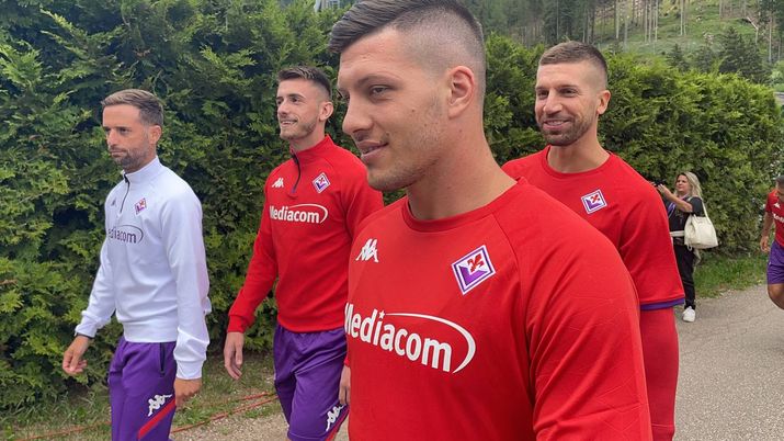 Torrini (Tuttauto): “Abbonamento già rinnovato, ho grandi aspettative su Jovic” Torrini (Tuttauto): “Abbonamento già rinnovato, ho grandi aspettative su Jovic” - immagine 1